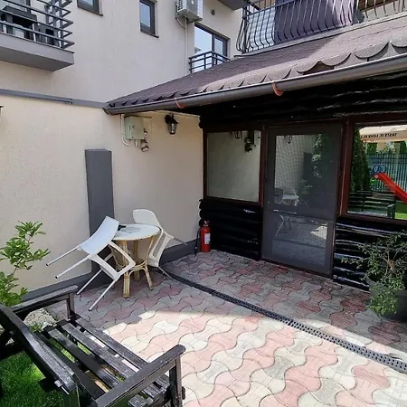 Albertino Alloggio in famiglia *