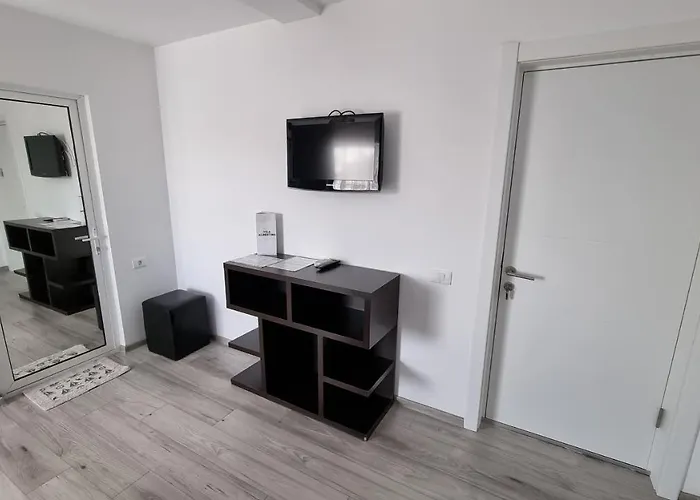 Albertino Eforie Nord